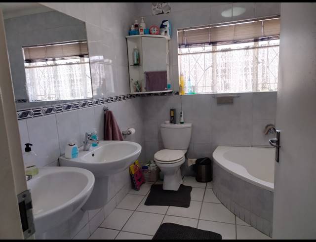 4 BEDROOM HOUSE FOR SALE IN BRACKENDOWNS